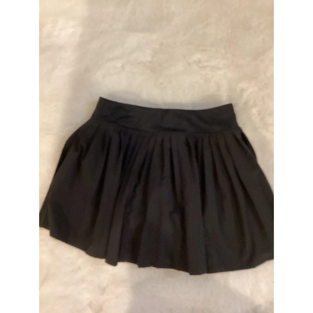 Old Navy All In Motion Kids Activewear Set Black Crop Top L Skort‎ M Pleated 2pc